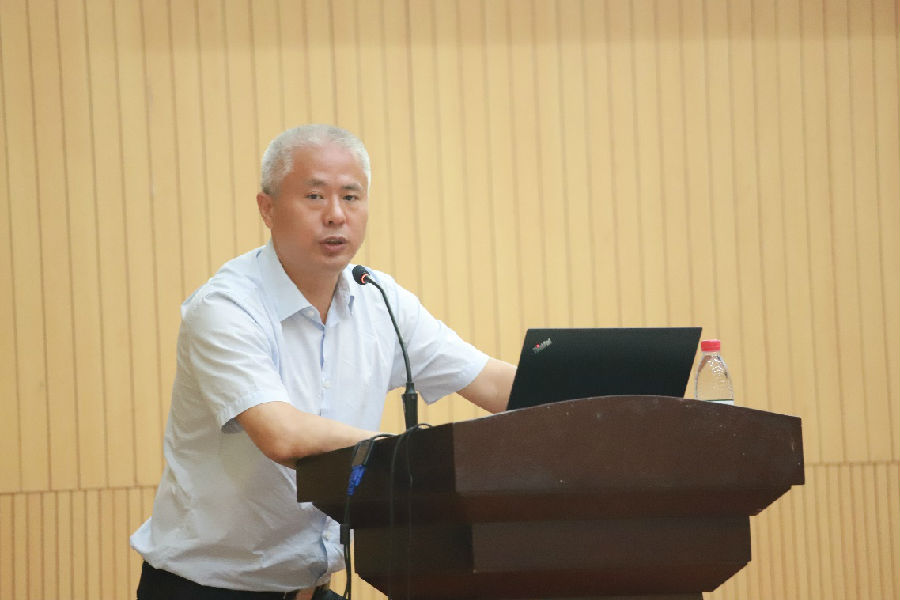 胡格4.jpg